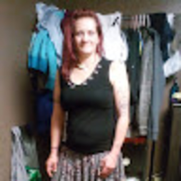 Meet your Posher, Katherine - Picture 1 of 1